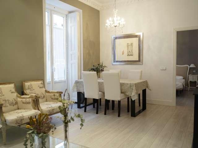 Apartamento de 2 dormitorios en alquiler en Embajadores, Madrid