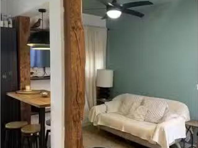 Apartamento de 2 dormitorios en alquiler en Embajadores, Madrid