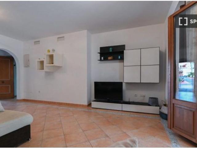 Apartamento de 2 dormitorios en alquiler en Huelva