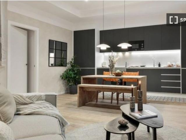 Apartamento de 2 dormitorios en alquiler en L' Eixample