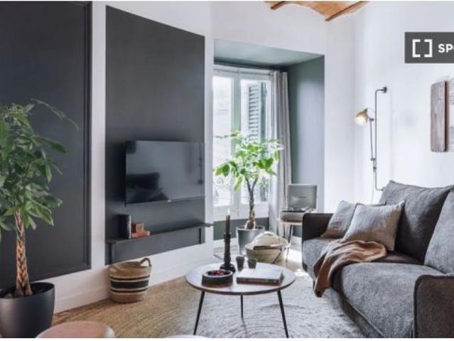 Apartamento de 2 dormitorios en alquiler en L' Eixample