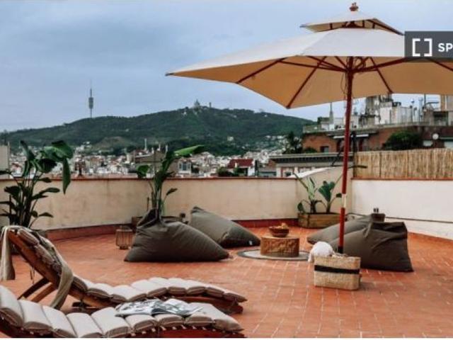 Apartamento de 2 dormitorios en alquiler en L' Eixample