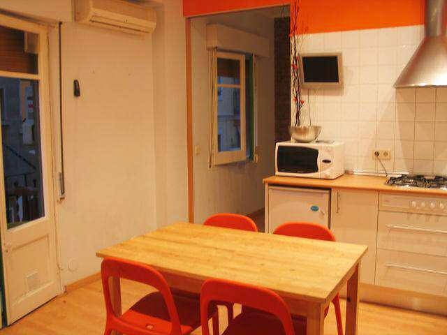 Apartamento de 2 dormitorios en alquiler en La Barceloneta, Barcelona