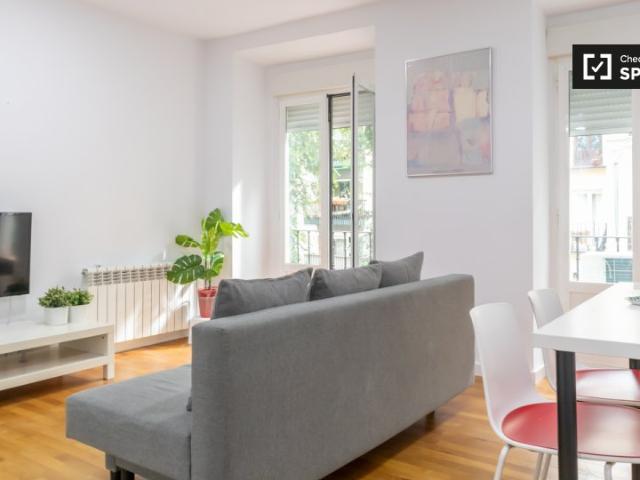 Apartamento de 2 dormitorios en alquiler en Lavapiés, Madrid