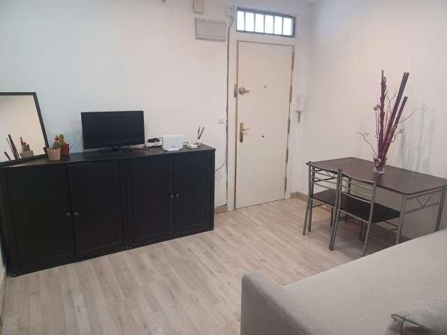 Apartamento de 2 dormitorios en alquiler en Puente de Vallecas, Madrid