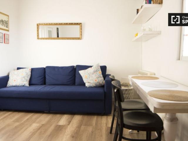 Apartamento de 2 dormitorios en alquiler en Puente de Vallecas, Madrid