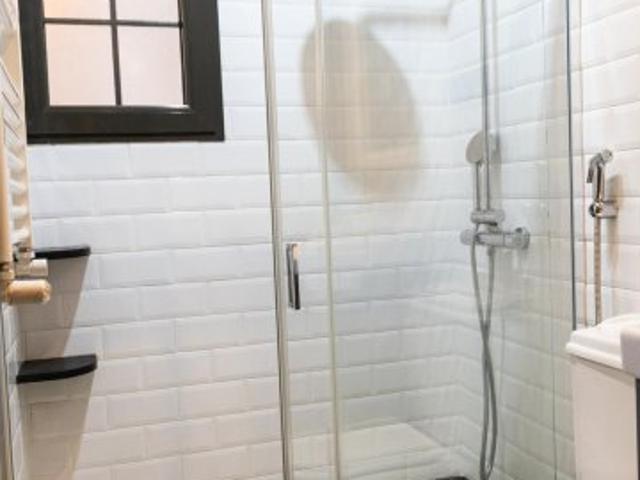 Apartamento de 2 dormitorios en alquiler en Pacífico, Madrid