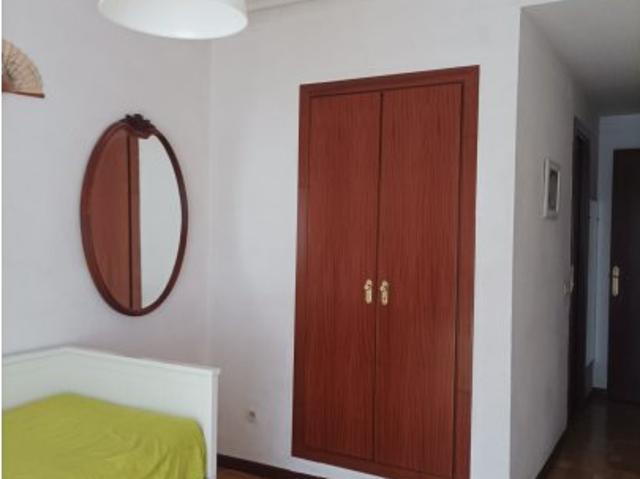 Apartamento de 2 dormitorios en alquiler en Palos de Moguer, Madrid