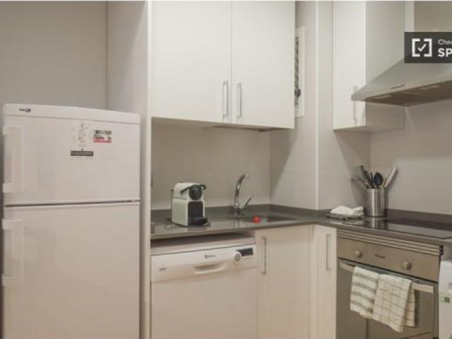 Apartamento de 2 dormitorios en alquiler en Palacio