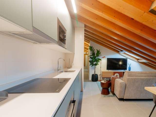 Apartamento de 2 dormitorios en alquiler en Palacio, Madrid