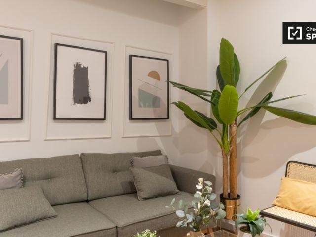 Piso de 2 habitaciones en alquiler en Palacio, Madrid