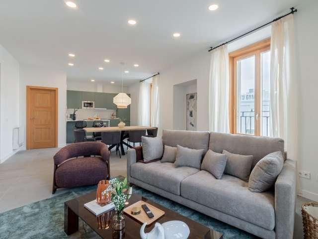 Apartamento de 2 dormitorios en alquiler en Palacio, Madrid