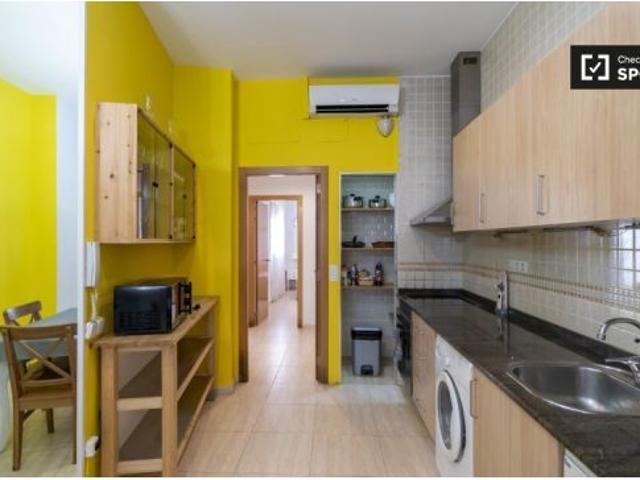 Apartamento de 2 dormitorios en alquiler en Russafa