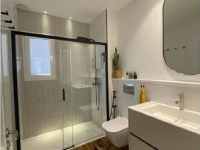 Apartamento de 2 dormitorios en alquiler en Russafa, Valencia