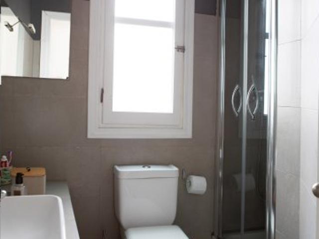 Apartamento de 2 dormitorios en alquiler en Russafa, Valencia