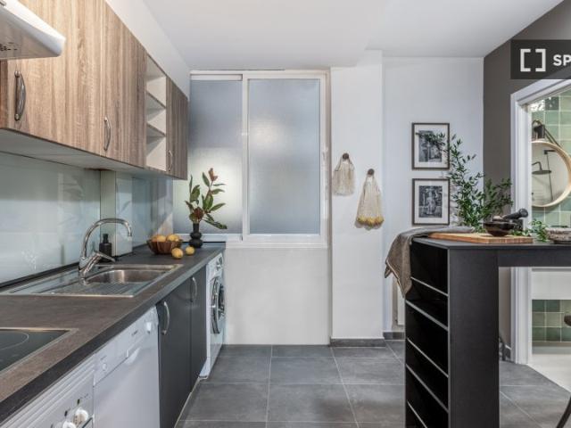 Apartamento de 2 dormitorios en alquiler en Recoletos, Madrid