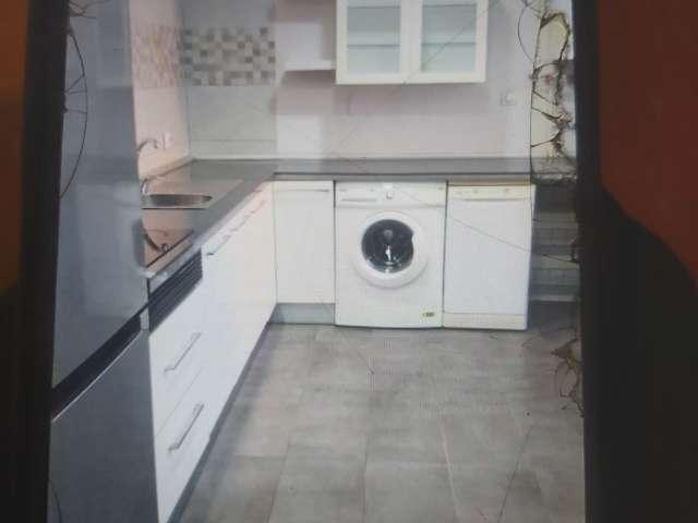 Apartamento de 2 dormitorios en alquiler en Recoletos, Madrid