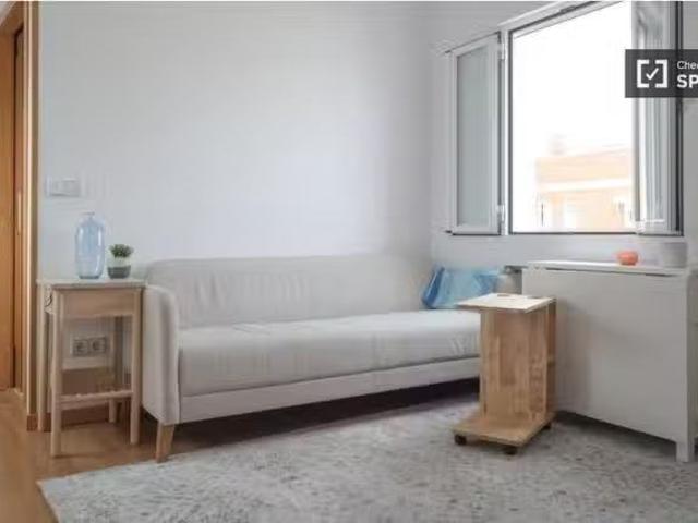 Apartamento de 2 dormitorios en alquiler en San Isidro, Madrid