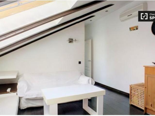 Apartamento de 2 dormitorios en alquiler en Sol