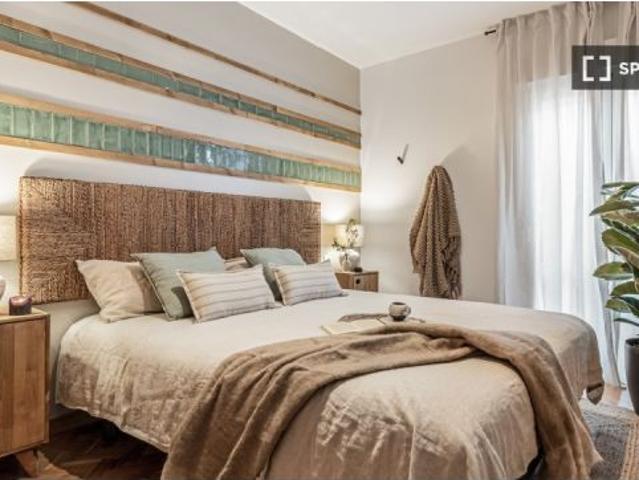 Apartamento de 2 dormitorios en alquiler en Tetuán