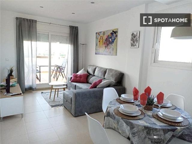 Apartamento de 2 dormitorios en alquiler en Torre Pacheco