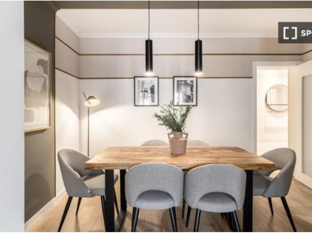 Apartamento de 2 dormitorios en alquiler en Trafalgar, Madrid
