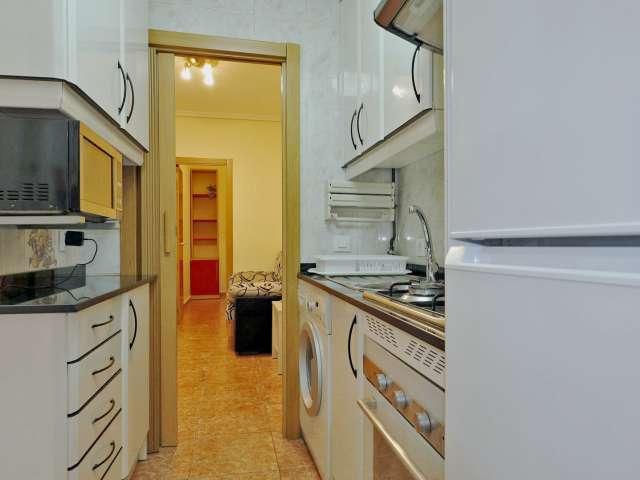 Apartamento de 2 dormitorios en alquiler en Trafalgar, Madrid
