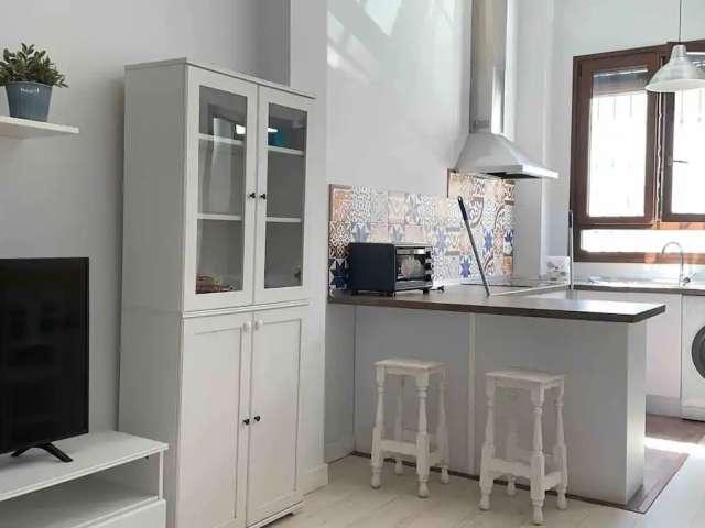 Apartamento de 2 dormitorios en alquiler en Triana, Sevilla