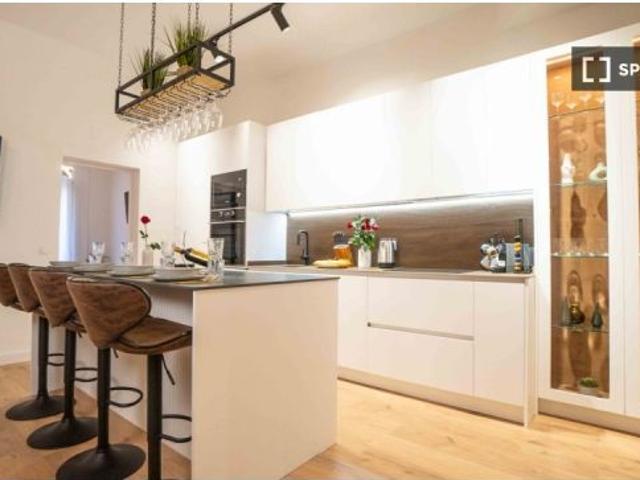Apartamento de 2 dormitorios en alquiler en Universidad, Madrid