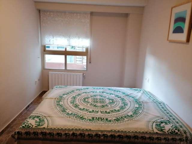 Apartamento de 2 dormitorios en alquiler en Valencia