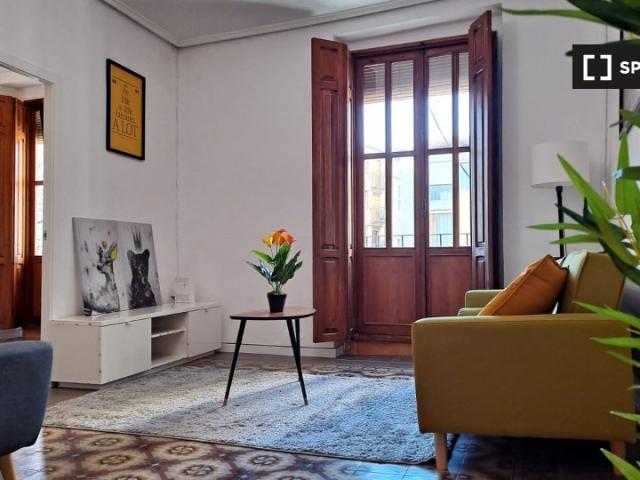 Apartamento de 2 dormitorios en alquiler en Valencia