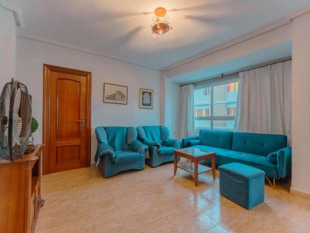 Apartamento de 2 dormitorios en alquiler en Valencia