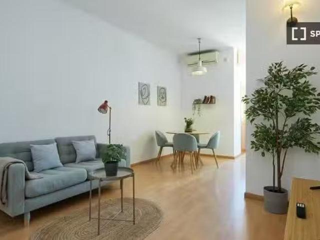 Apartamento de 2 dormitorios en alquiler en Vila de Gràcia, Ba.