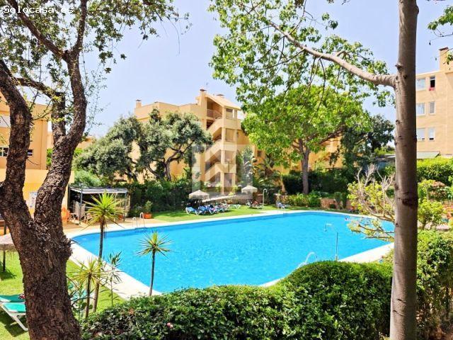 Apartamento de 2 dormitorios en Calahonda Royale, Sitio de Calahonda