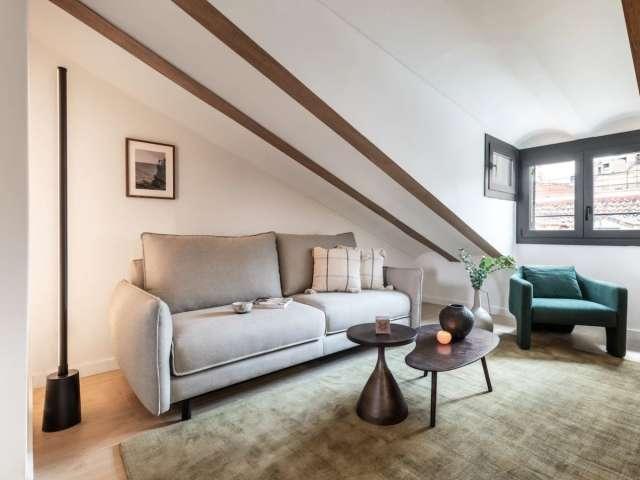 Apartamento de 2 dormitorios en Centro, Madrid