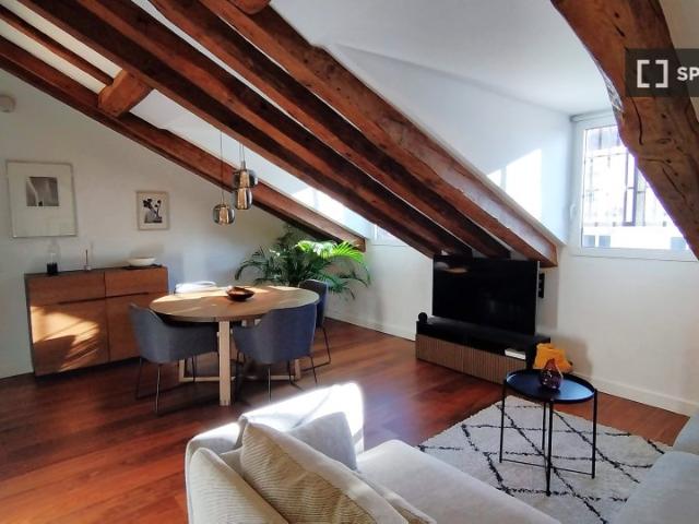 Apartamento de 2 dormitorios en Centro, Madrid