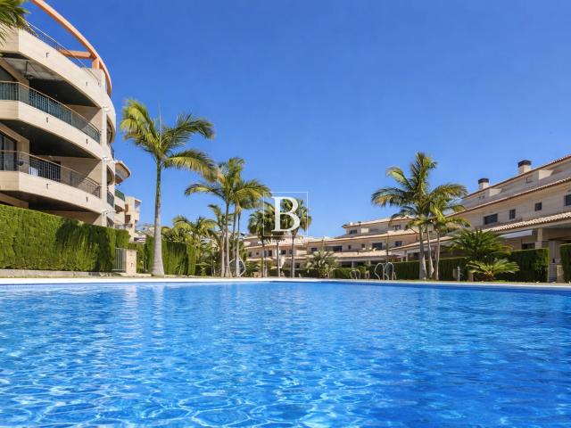 Apartamento de 2 dormitorios en exclusivo residencial en el. 95m² Jávea Xabia