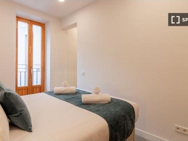 Apartamento de 2 dormitorios en La Latina, Madrid