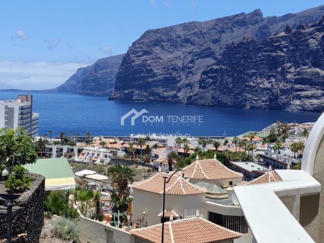 APARTAMENTO de 2 dormitorios en Los Gigantes en venta 112m² Santiago del Teide
