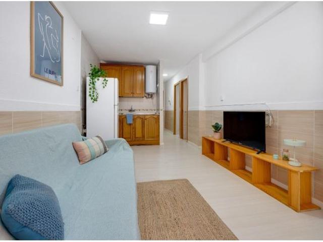 APARTAMENTO DE 2 DORMITORIOS EN SEGUNDA LINEA CON VISTAS LATERALES AL MAR EN CABO CERVERA