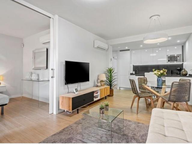 APARTAMENTO DE 2 DORMITORIOS Y 2 BAÑOS EN ORIHUELA COSTA VILLAMARTIN