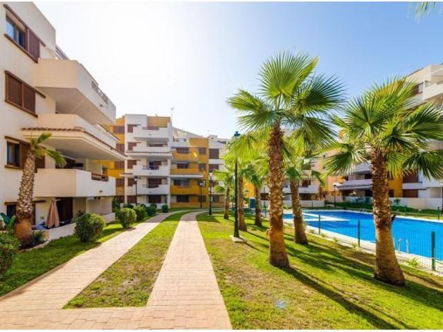 APARTAMENTO DE 2 DORMITORIOS Y 2 BAÑOS EN PUNTA PRIMA ORIHUELA COSTA