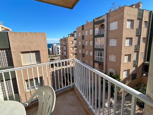 Apartamento de 2 dormitorios 1 baño ¡Oportunidad única en Cabo Cervera – Torrevieja! Precio: 169.000 €