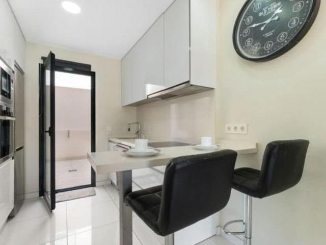 Apartamento de 2 dormitorios 2 baños en la Florida Orihuela costa