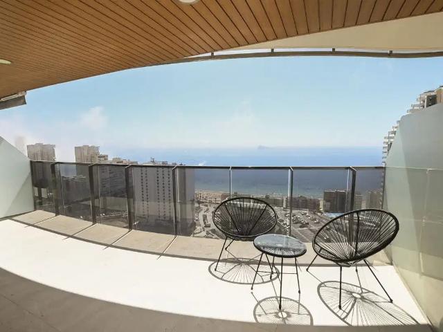 Apartamento de 2 habitaciones, 2 baños en Benidorm 86m² Benidorm