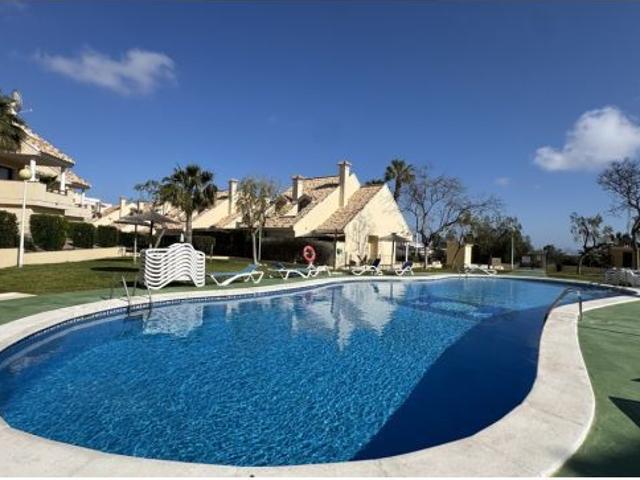 Apartamento de 2 habitaciones y 2 baños en Campoamor Golf