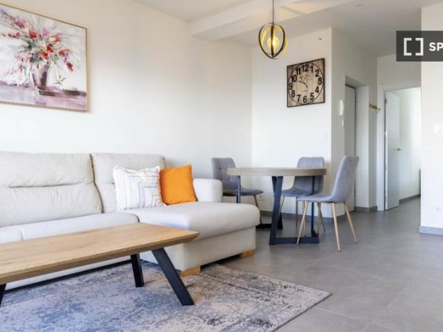 Apartamento de 2 habitaciones en alquiler en Vera