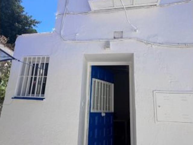 Apartamento de 2 habitaciones en alquiler en Cártama, Málaga