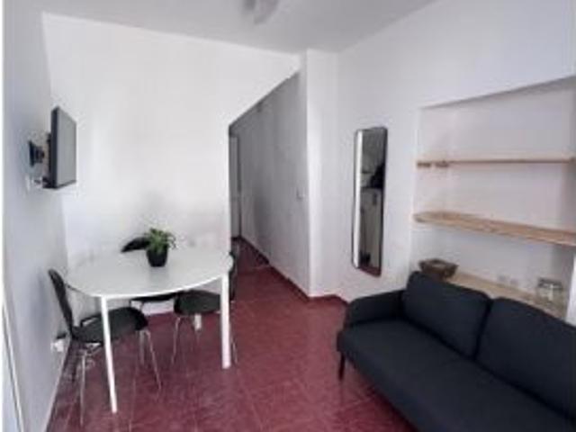Apartamento de 2 habitaciones en alquiler en Cártama, gastos incluidos