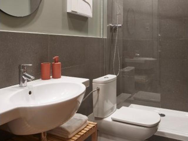 Apartamento de 2 habitaciones en alquiler en El Gòtic, Barcelona